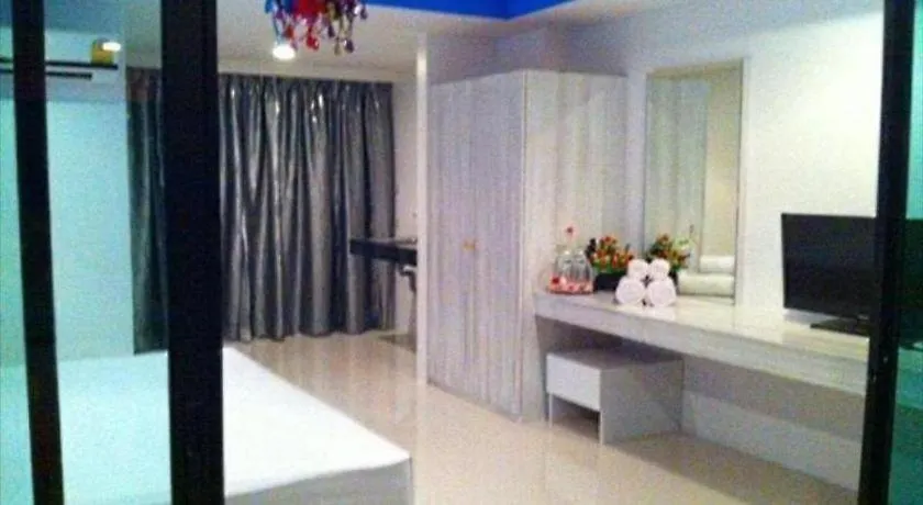 Hotel Oyo 638 Tina Boutique Resort Ban Muang Mai