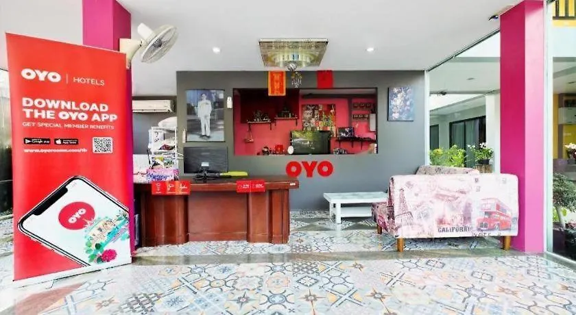 Oyo 638 Tina Boutique Resort Ban Muang Mai Hotel